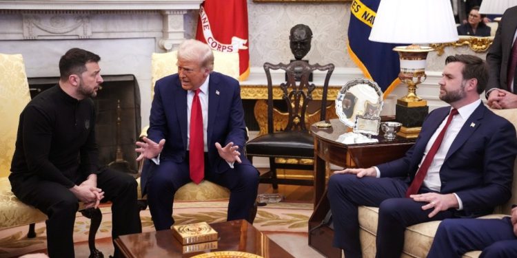 Trump kaže da se Rusija ‘lakše nositi s’ od Ukrajine – RT World News