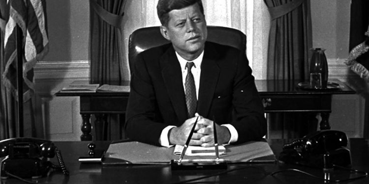 Trump otkriva koga misli da je ubijen JFK nakon objavljivanja dosjea istrage atentata