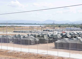 Trumpovi guantánamo fijasko porezni obveznici 16 milijuna dolara