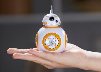 Tu je i verzija BB-8 Star Wars BB-8! To je i danas simpatično i stvarno jeftino