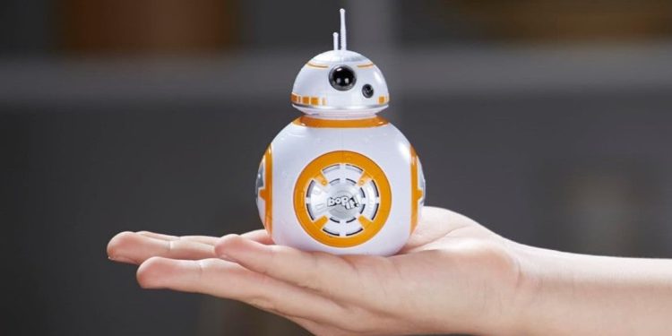Tu je i verzija BB-8 Star Wars BB-8! To je i danas simpatično i stvarno jeftino