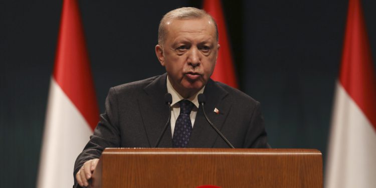 Turski bazar: Erdogan trguje s Trumpom dok razgovaraju o Ukrajini i Siriji