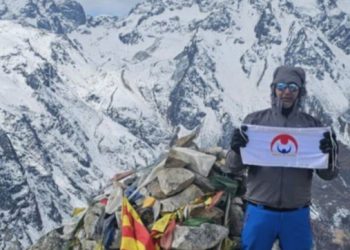 Udruga Tata je tata doseže nove visine: “Naša zastava na vrhu Nepala!”