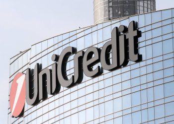UniCredit dobio zeleno svjetlo ECB-a za 29,99 posto udjela u Commerzbanku