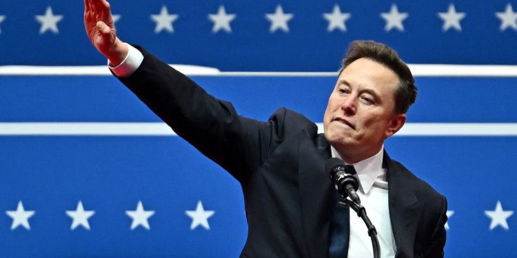 Union bjesni nakon što Elon Musk dijeli X Post da “Hitler nije ubio milijune, radnici u javnom sektoru”