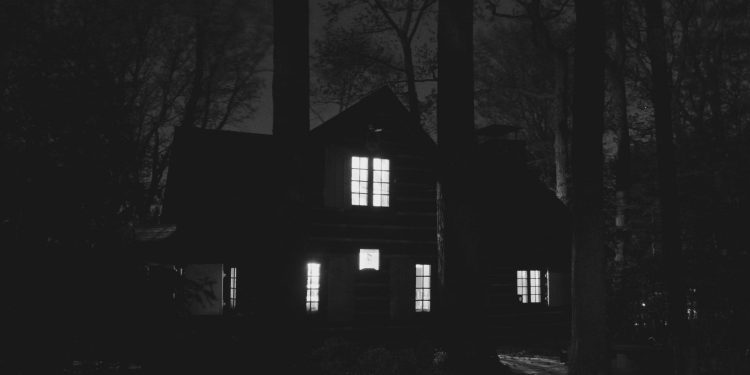 Upozorio na veliku demonsku opasnost koja se krije u domovima: Sotona djeluje kroz ‘sitnice’