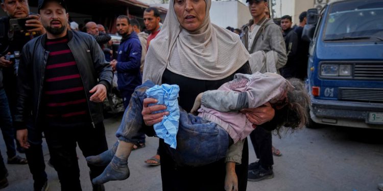 Užas u Gazi kao stotine mrtvih i ozlijeđenih u izraelskim zračnim napadima