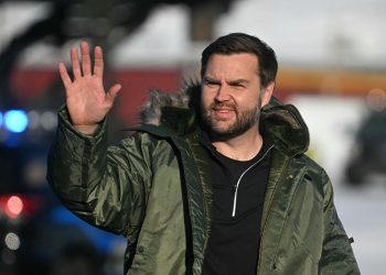 Vance Slams Dansku u PUST -u da se žali na Grenland partnerstvo