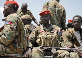 Velika Britanija upozorava Britance da napuste afričku državu – RT Afrika