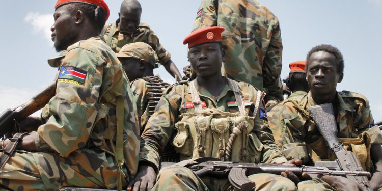 Velika Britanija upozorava Britance da napuste afričku državu – RT Afrika