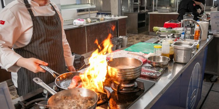 XX. BISER MORA: Idućeg tjedna u Supetru kreću natjecanja, cooking showovi, slastičarski dvoboji i brojne edukacija s rekordnim brojem sudionika