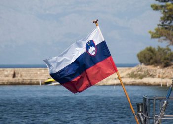 Zašto mnogi za sve krive nas i je li se itko pitao tko nam je prodao nekretnine, tko prodaje ribu iz krivolova?