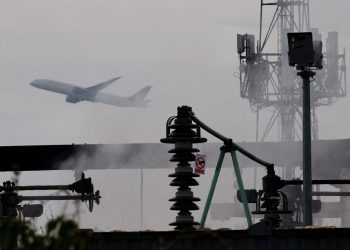 Zatvaranje Heathrowa izazvalo milijunske gubitke aviokompanijama