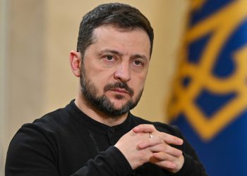 Zelensky preokreće tvrdu poziciju na mirovne pregovore – RT World News
