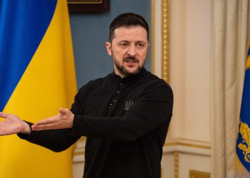 Zelensky se navija na Trumpovom izaslaniku – RT Rusija i bivši Sovjetski Savez