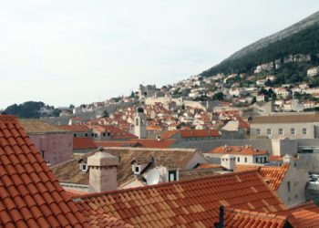 Županijska komora organizira konferenciju o ključnom pitanju našeg područja – nekretninama i iznajmljivanju