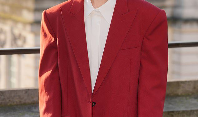 Zvijezda adolescencije Erin Doherty otkriva da je ‘tako ponosna’ drame za pokretanje ‘vitalnih’ razgovora o mizoginističkim strahotama koje vrebaju na mreži