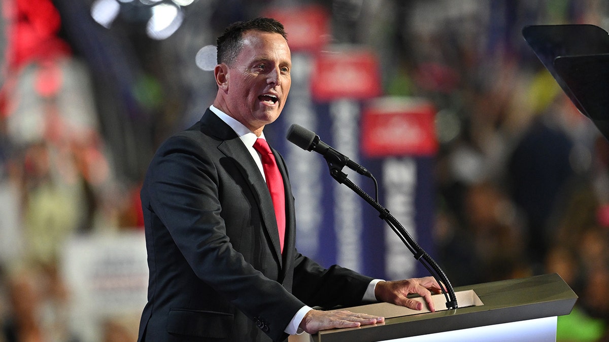 Richard Grenell govoreći
