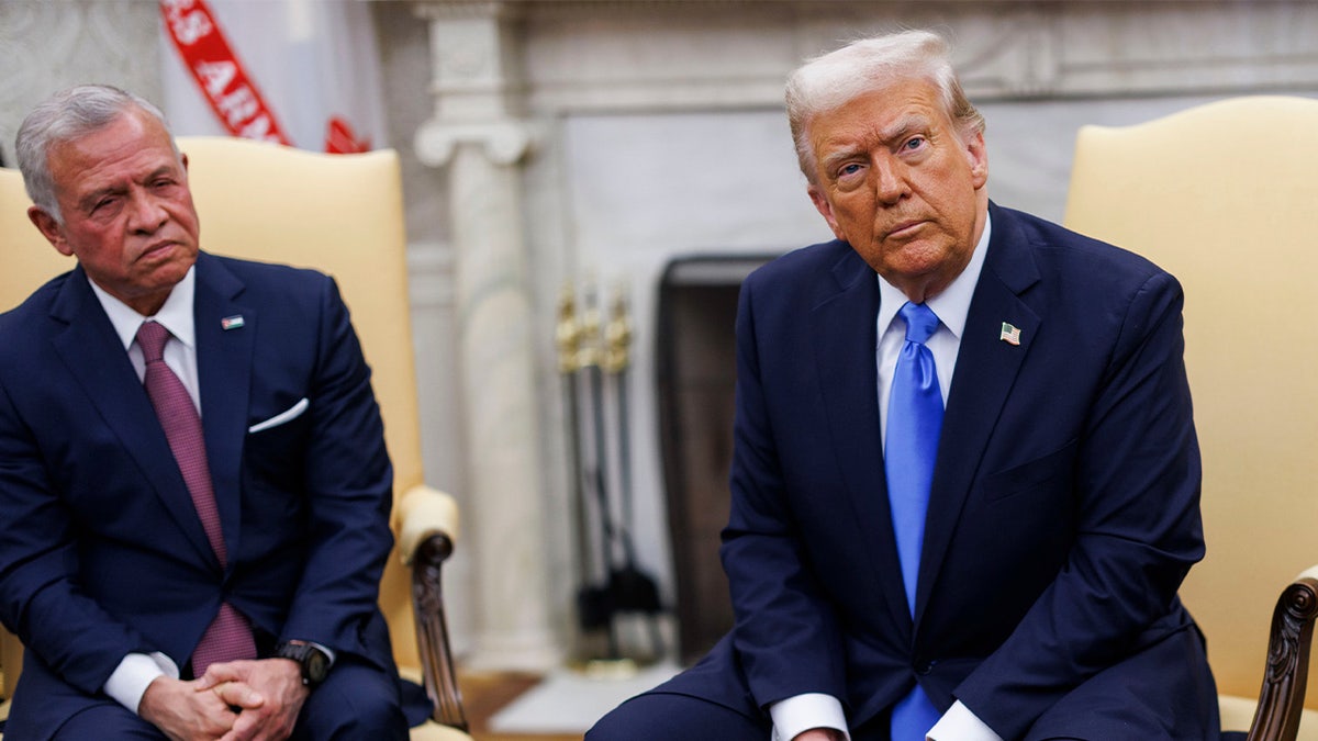 Predsjednik Trump sastaje se s jordanskim kraljem Abdullahom