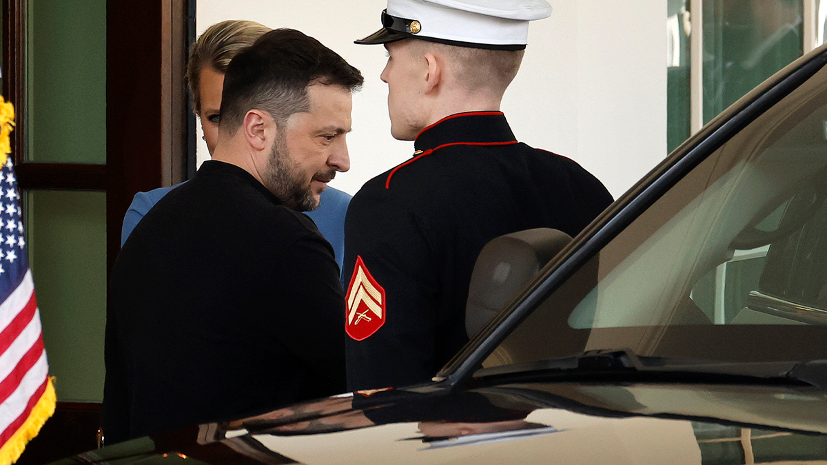 ZELENSKYY Ulazak u vozilo