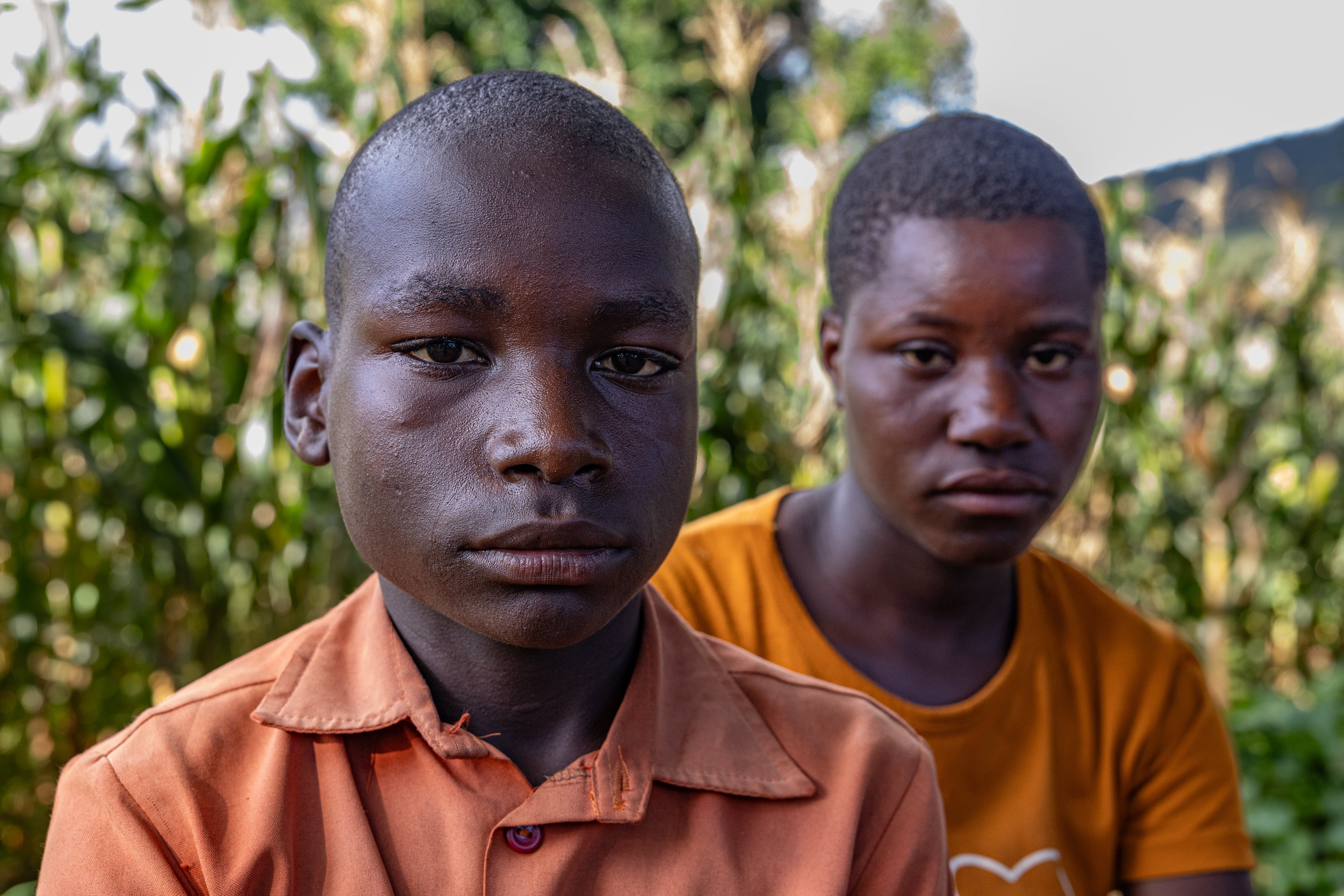 Tvrdi život, 15, i šalici, 16, odvojeno su izgubili roditelje na HIV -u u posljednjih nekoliko mjeseci u Chimanimani, Zimbabve