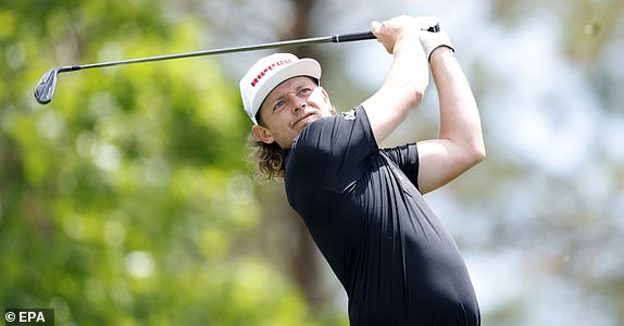 epa12025929 Cameron Smith of Australia tees off on the fourth tee during the second round of the 2025 Masters Tournament at the Augusta National Golf Club in Augusta, Georgia, USA, 11 April 2025.  EPA/CJ GUNTHER