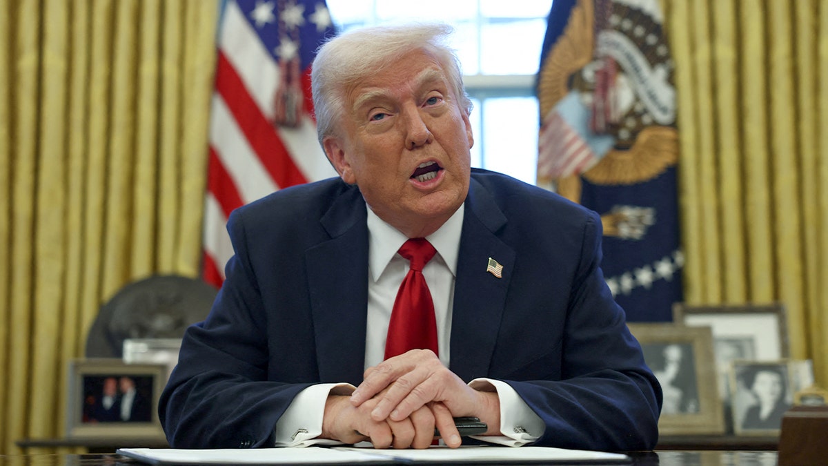 Donald Trump u Ovalnom uredu.