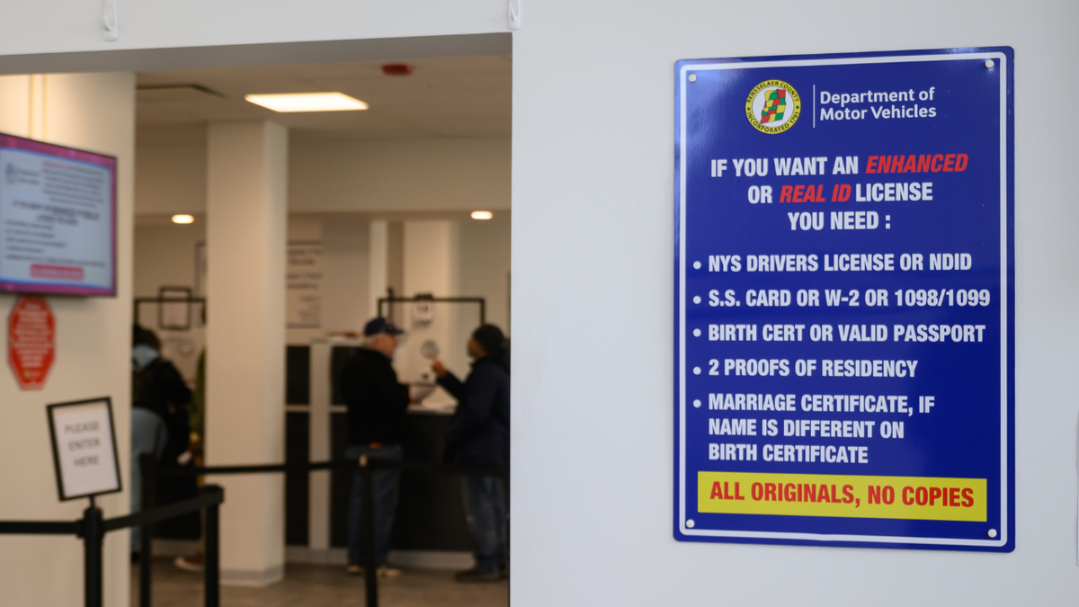 Potpišite na DMV -u u New Yorku