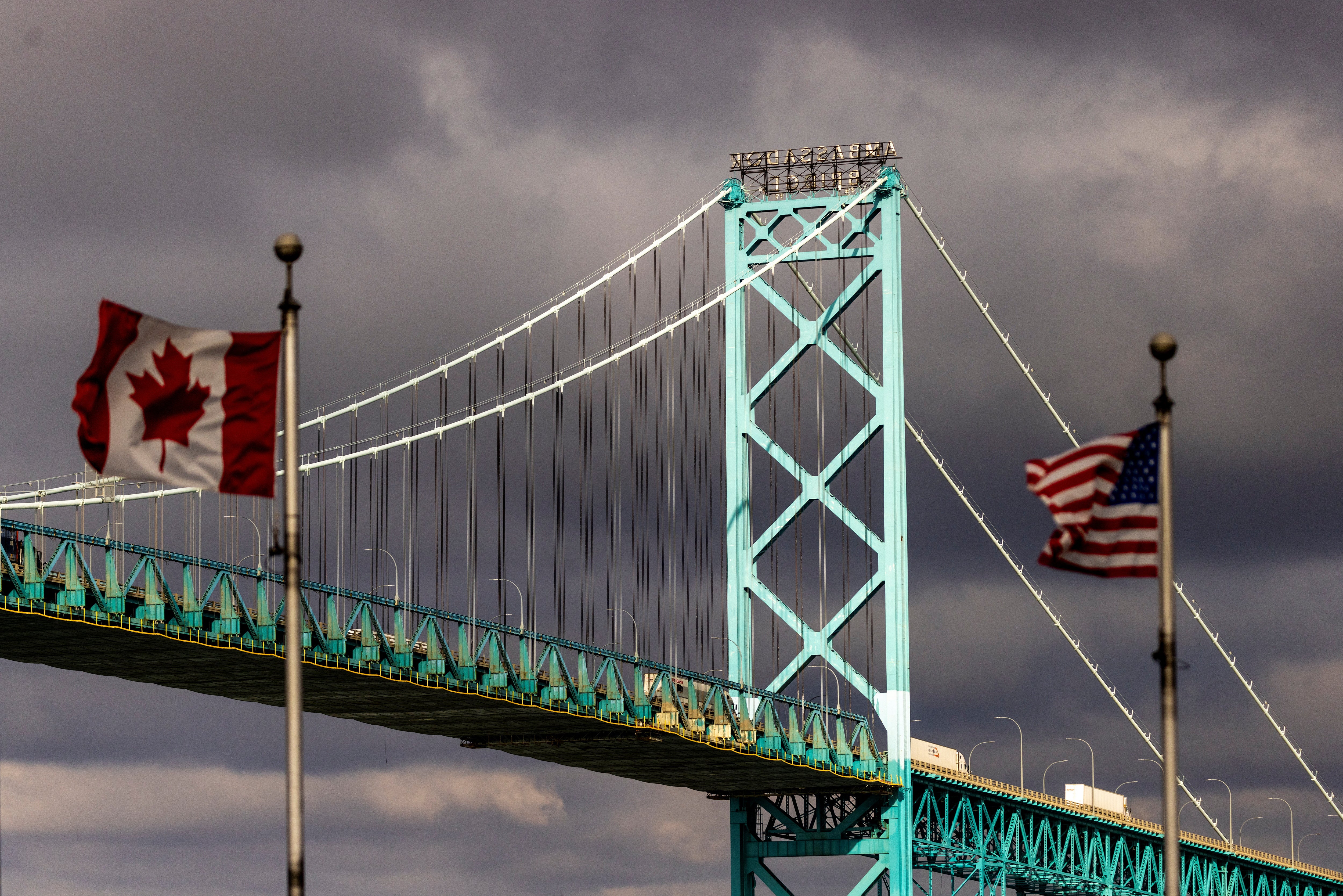 Ricardo Prada Vásquez pogrešno je skrenuo na most veleposlanika koji povezuje Sjedinjene Države s Kanadom