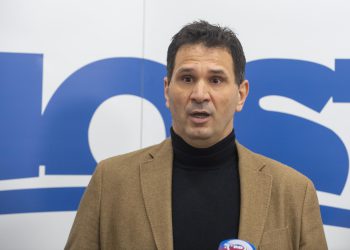 Slobodna Dalmacija – Josip Markotić se oprostio od Gradskog vijeća i Puljku poručio: ‘Znate da se u vašem mandatu namještaju natječaji’