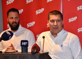 Slobodna Dalmacija – I on je na listi dugovječnijih načelnika s Makarske rivijere, ali nije mu dosta: ‘Ovo je odnedavno i dom moga djeteta’