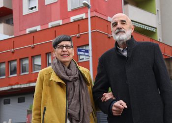 Slobodna Dalmacija – Poznati splitski građevinar osuđen zbog muljanja s računima. Gradio je zgrade, na kraju mu firma završila na bubnju