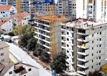 Slobodna Dalmacija – Puljkova obećanja o izmjenama GUP-a kao politički blef: time što ih nije donio sudjelovao je u devastaciji prostora!