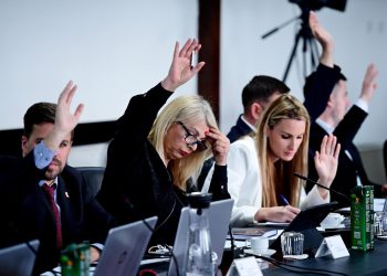 Slobodna Dalmacija – Tko se u splitskom Gradskom vijeću napričao, a tko šutio? Rekorder broji čak 368 javljanja, a neki ni deset…