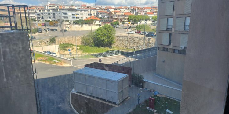 Slobodna Dalmacija – Trstenik opet bruji zbog novog Kauflanda, stanari se pitaju – je li ovo po zakonu? ‘Na konto toga su prošli tehnički’