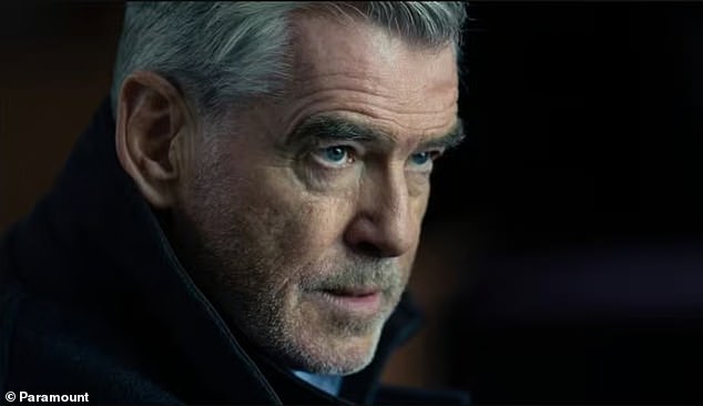 Serija je bila upućena pod dva različita radna naslova, suradnik i popravljač, prije slijetanja na Mobland