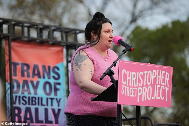 Rally je bio domaćin projekta Christopher Street, grupa koja je pokrenuta u siječnju kako bi se zagovarala transrodnih ljudi
