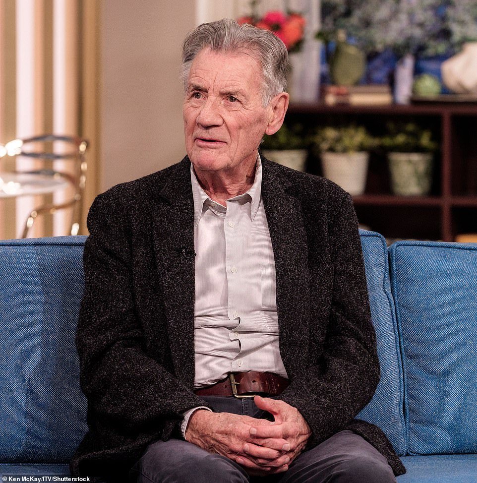Bergerac glumac imao je izuzetno uspješnu TV karijeru koja je trajala više od šest desetljeća, a Michael Palin (na slici) doveo je zvijezde odajući počast glumi Great