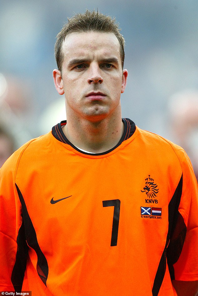 Van der Meyde's inability to make things work at club level did nothing for his hopes of adding to the caps he won with the Netherland in the early stages of his career