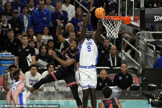 Maluach (9) je iz Južnog Sudana, odrastao je kao izbjeglica u Ugandi i išao je u školu u Senegalu