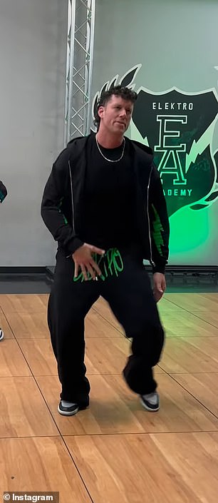 31-godišnja reality televizijska ličnost, koja se pojavila u sezoni 26 prvostupnika, dokumentirala je svoj korak u hip-hop plesu na svojoj Instagram stranici od 2023