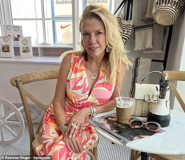 68-godišnjakinja pokazuje svoju prirodnu ljepotu na ovoj nevidiranoj slici