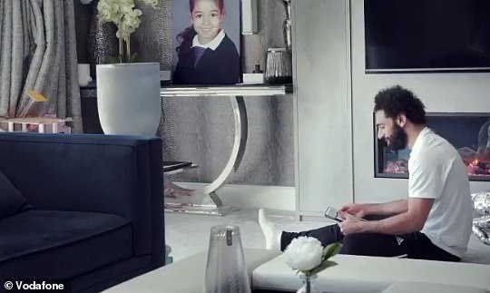 Slika njegove najstarije kćeri Makka zauzela se mjesto u prethodnom videu svog doma