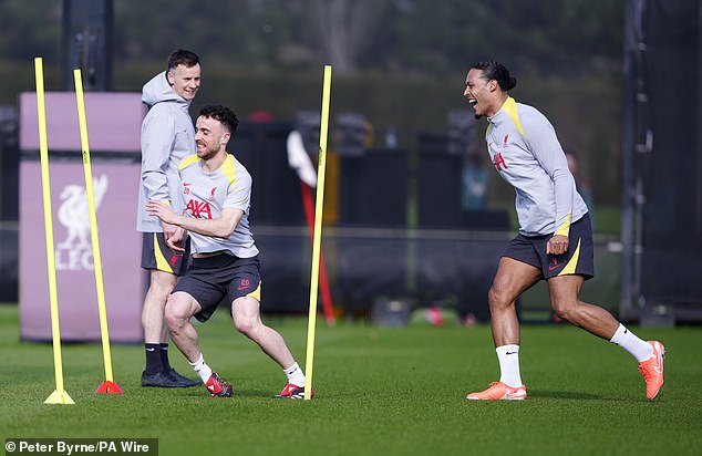 Van Dijk je izuzetno popularna figura i postiže pravu ravnotežu između discipline i zabave