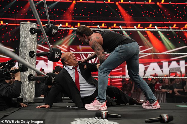 Paul Heyman prethodni savez s CM Punkom govorio je o njegovoj trenutnoj priči