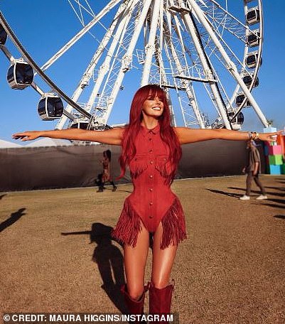 Reality Star, 34, odvela se na Instagram kako bi podijelila niz zadivljujućih slika s popularnog glazbenog festivala u kalifornijskoj pustinji, koja svake godine privlači zvijezde