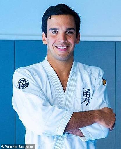 U mjesecima otkad je dočekao svog sina, brazilski supermodel i njezin instruktor jiu-jitsu Beau zadržali su niski profil
