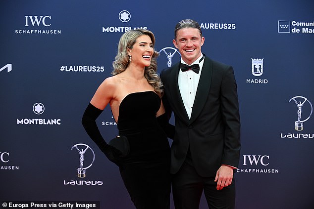 Conor Gallagher i Aine May Kennedy bili su u dobrom raspoloženju dok su se odveli na crveni tepih