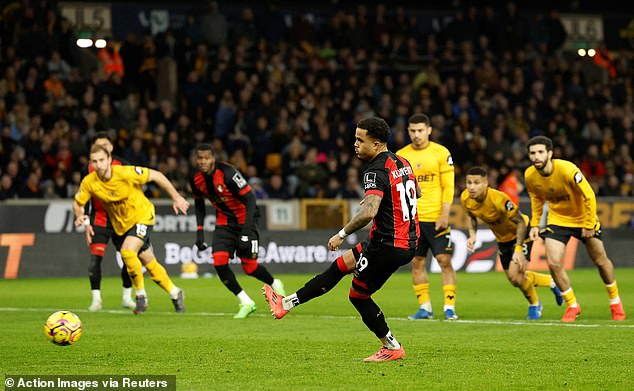 The midfielder, who faces United this weekend, broke a Premier League record with three spot kicks in Nocember