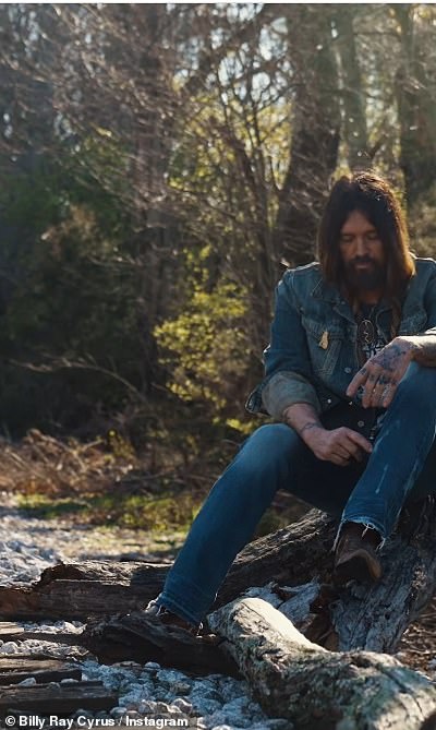 Cyrus 'volio' Hurleyev komentar